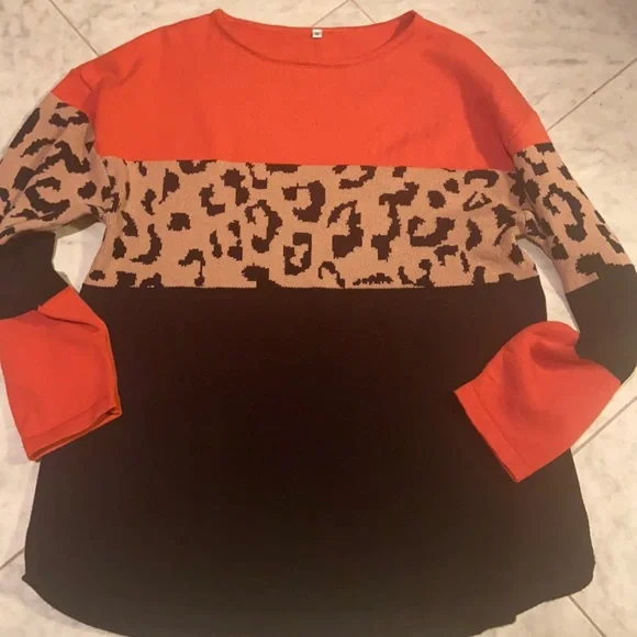 New Boutique-bought top - Picture 1 of 2